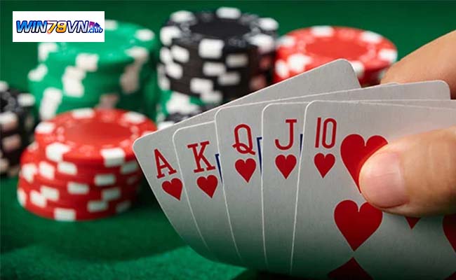 Win79 phân tích 5 Mẹo Vàng để Thắng Lớn trong Poker Trực tuyến
